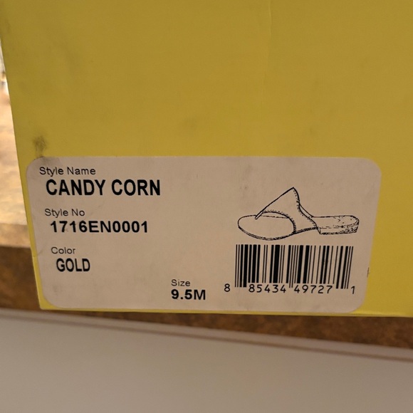 Jack Rogers Women's Gold and Orange Sandals never worn - Picture 5 of 5